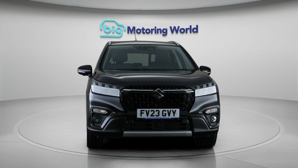 Suzuki S Cross Ultra Black #2