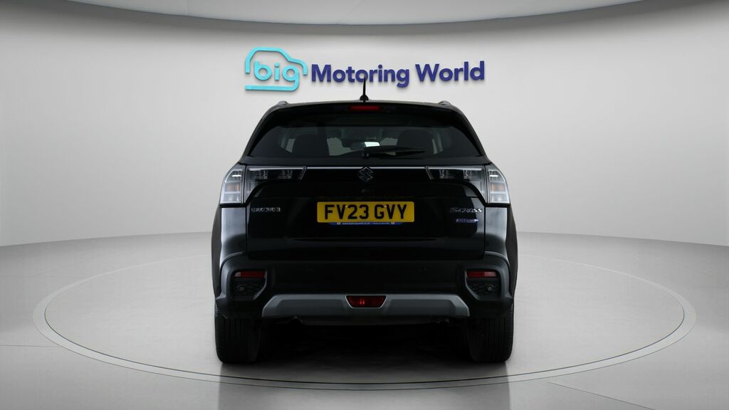 Suzuki S Cross Ultra Black #6