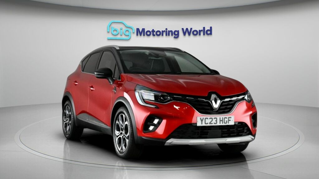 Renault Captur Techno YC23HGF Black #2