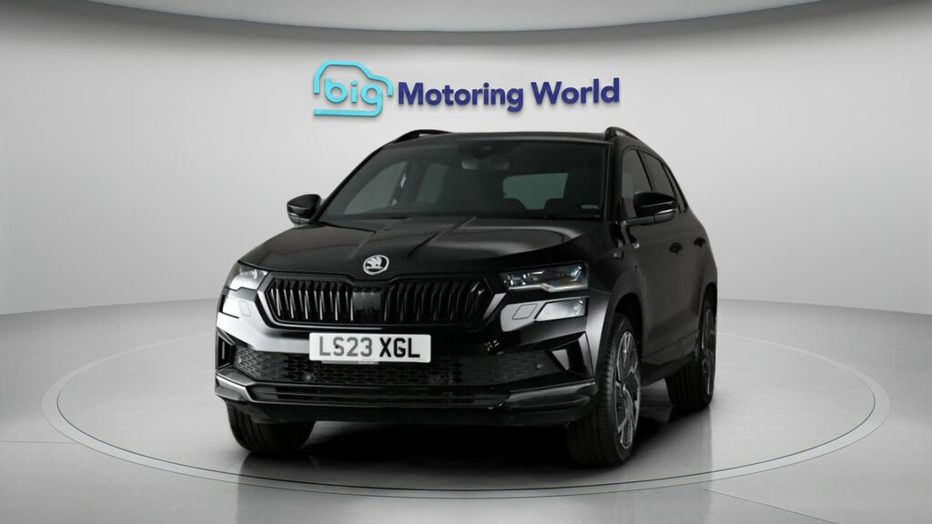 Skoda Karoq Sportline Black #3