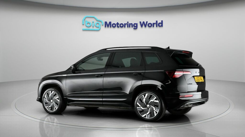 Skoda Karoq Sportline Black #5