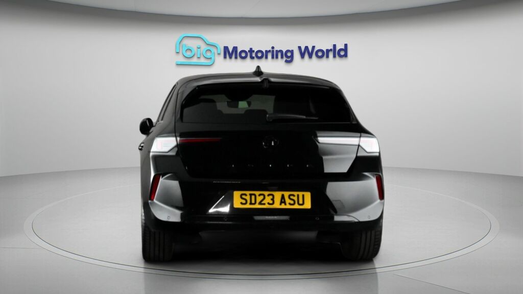 Vauxhall Astra Ultimate Black #6