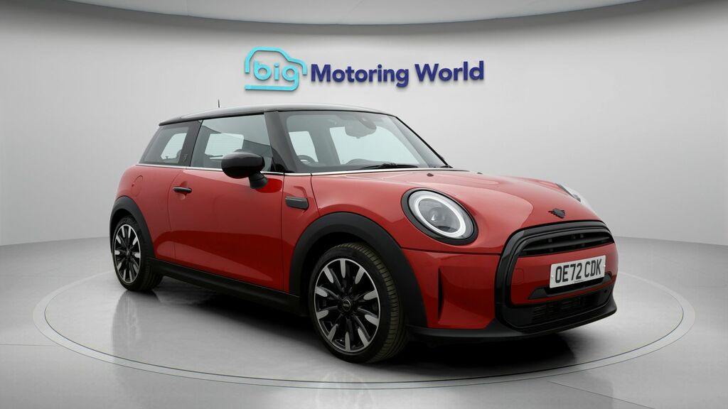 Mini Hatch Cooper Exclusive OE72CDK Red