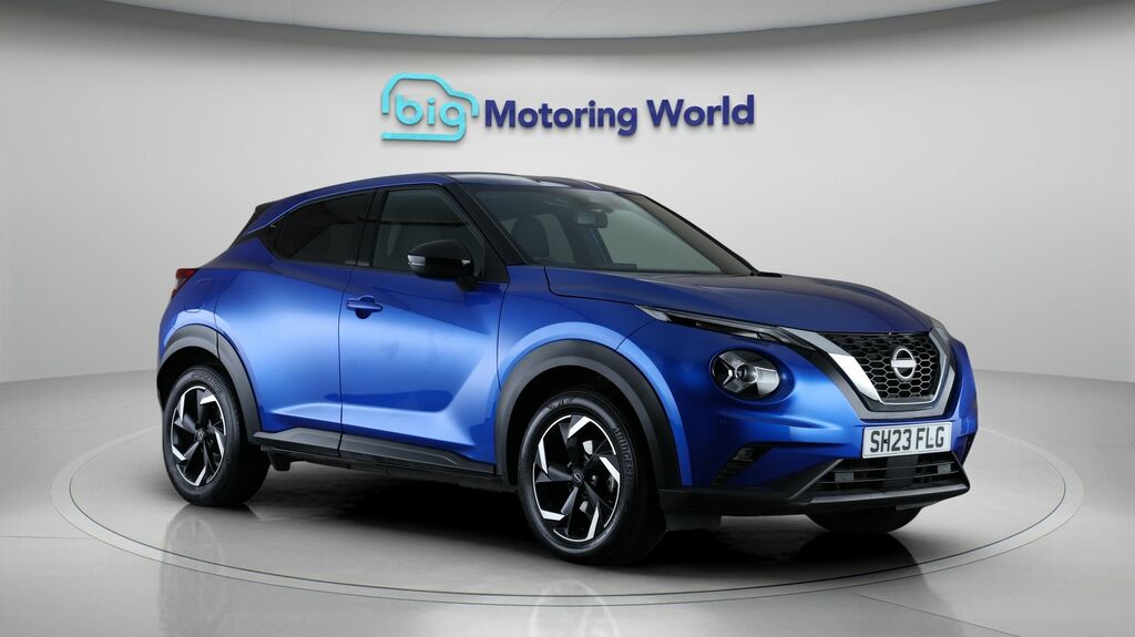 Nissan Juke N-connecta Blue