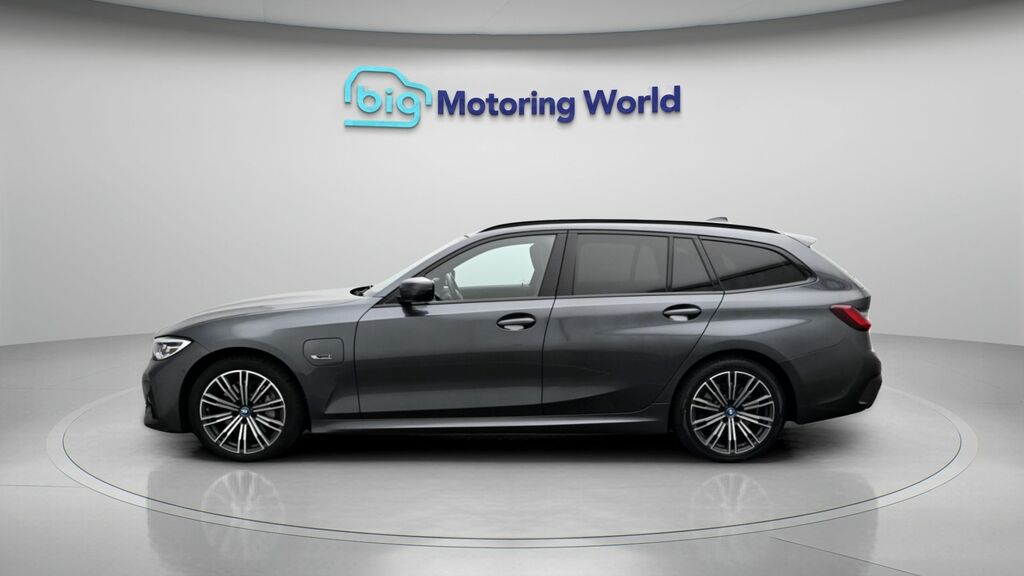 BMW 3 Series M Sport FY22WYS Grey #4