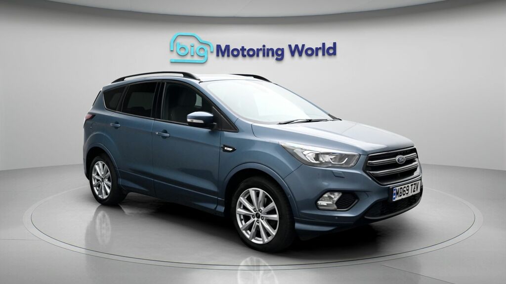 Ford Kuga St-line Blue