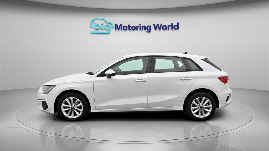 Audi A3 Technik White #4
