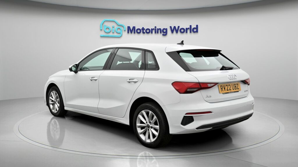 Audi A3 Technik White #5
