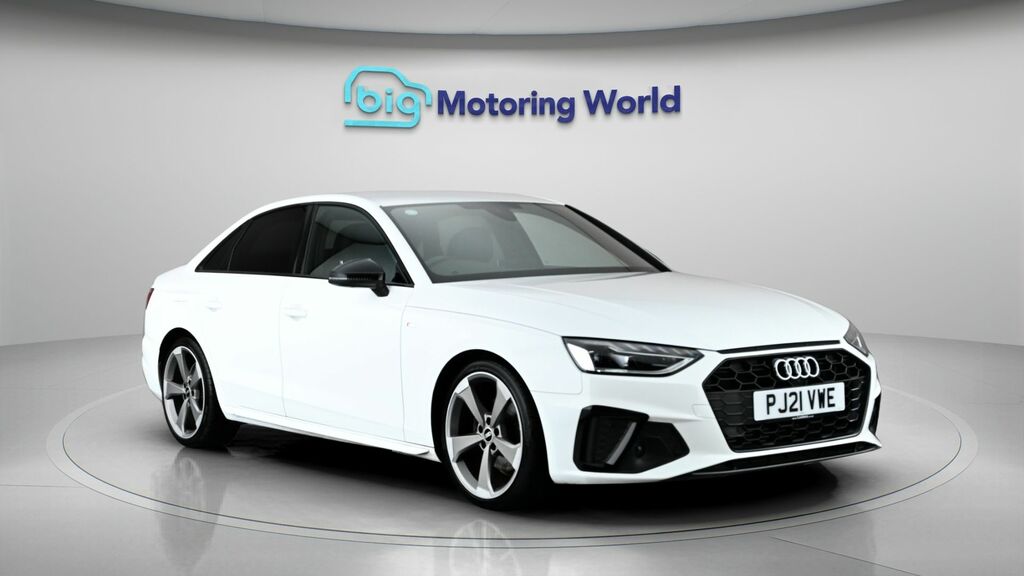 Audi A4 Black Edition White