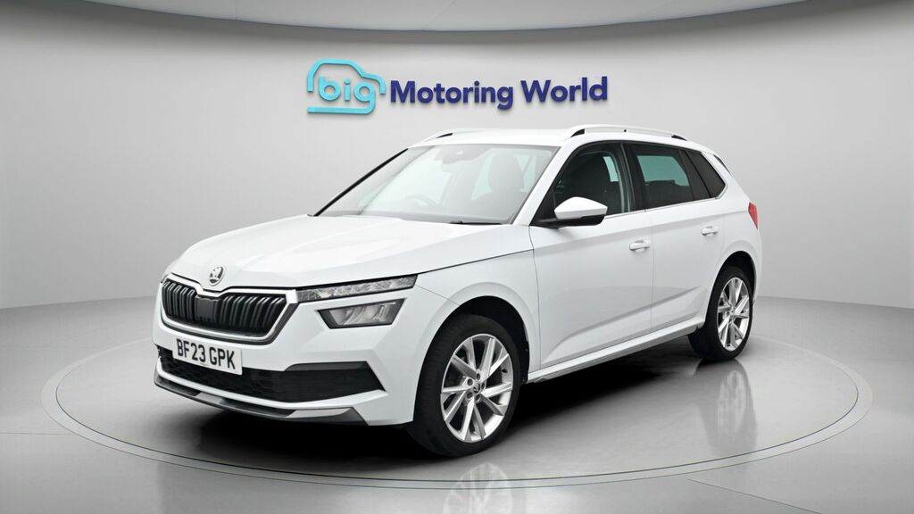 Skoda Kamiq Se L Executive BF23GPK White #3