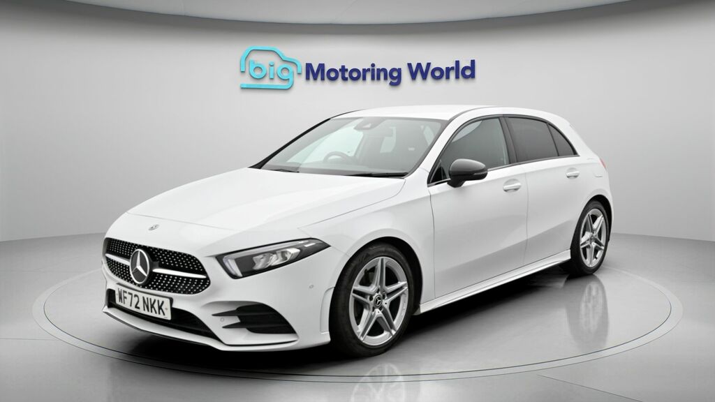 Mercedes-Benz A Class Amg Line WF72NKK White #3
