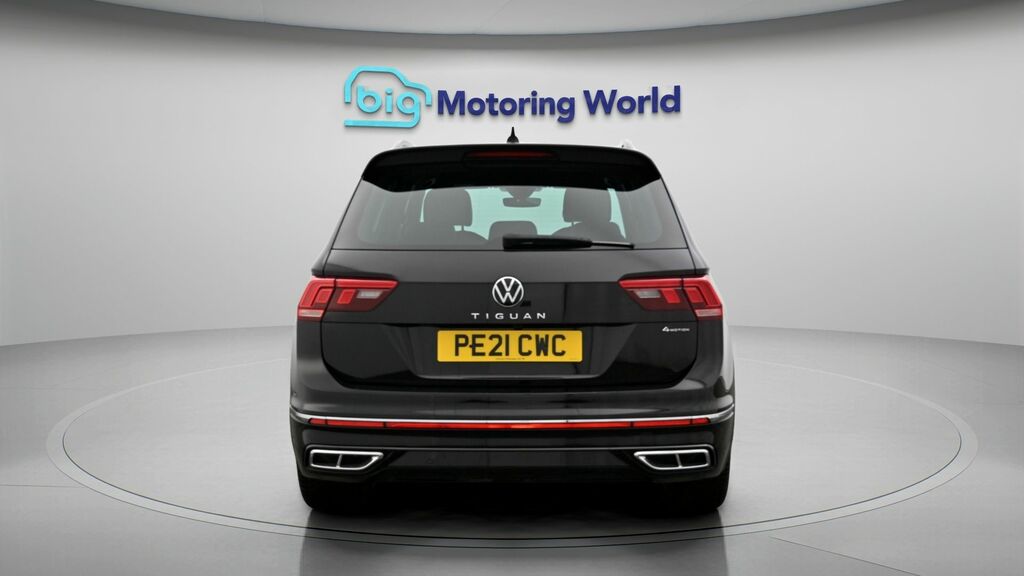 Volkswagen Tiguan R-line PE21CWC Black #6
