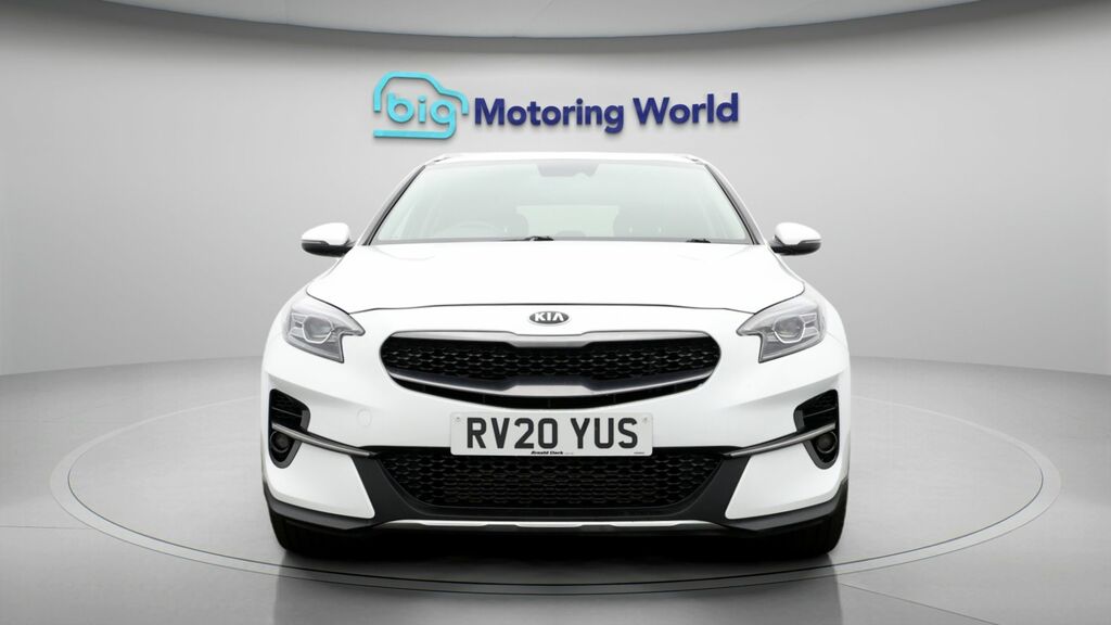 Kia Xceed 3 White #2