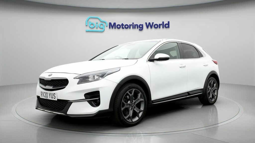 Kia Xceed 3 White #3