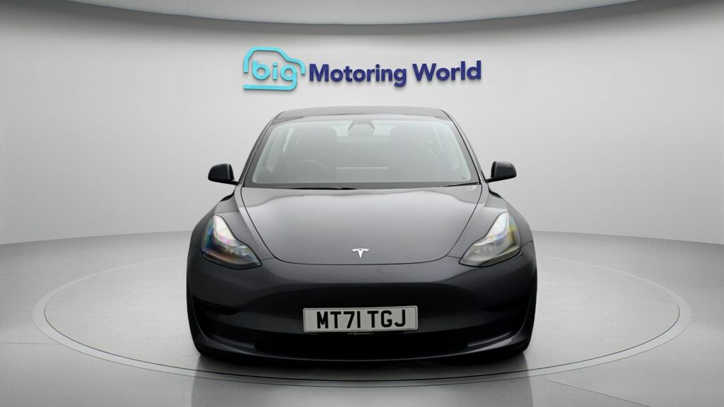 Tesla Model 3 Standard Range Plus MT71TGJ Grey #2