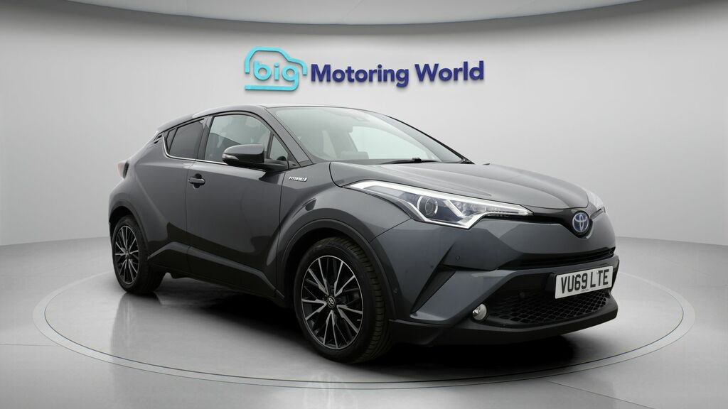 Toyota C-Hr Excel Grey