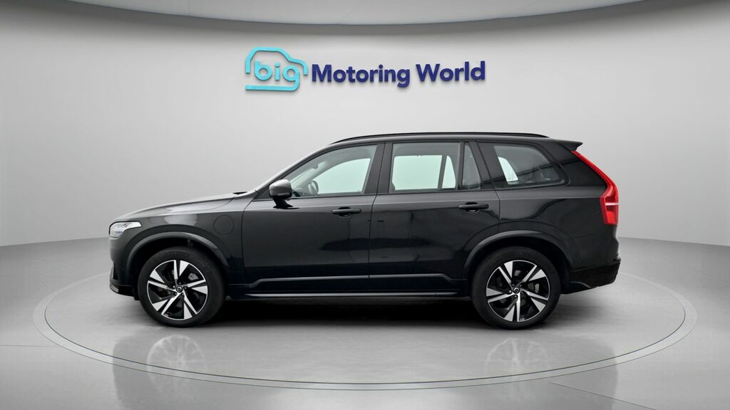 Volvo XC90 Plus Black #4