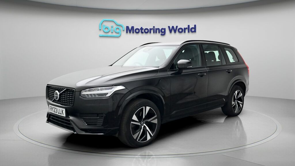 Volvo XC90 Plus Black #3