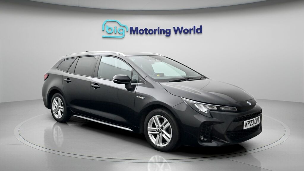 Suzuki Swace Motion Black