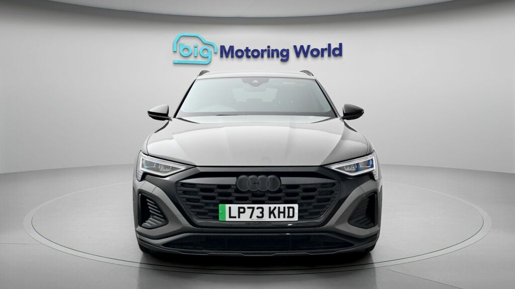 Audi Q8 e tron Black Edition Grey #2