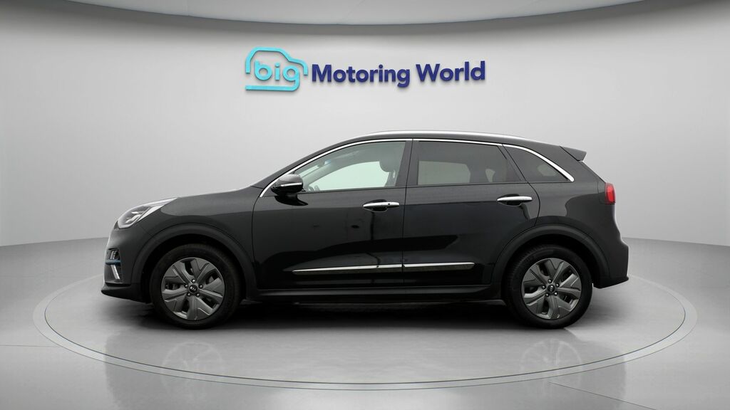 Kia Niro 4 Black #4