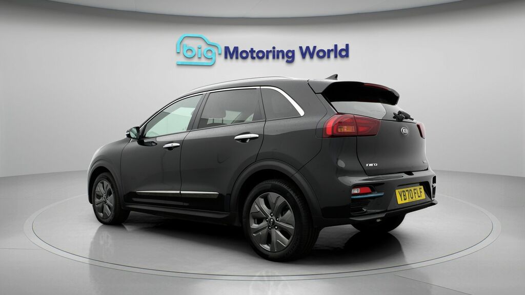 Kia Niro 4 Black #5