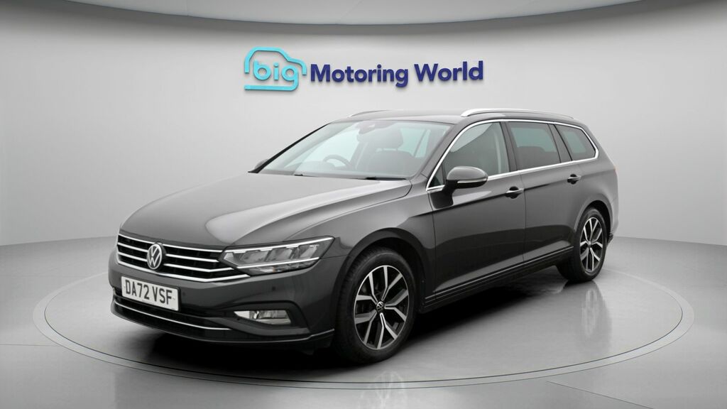 Volkswagen Passat Sel Grey #3