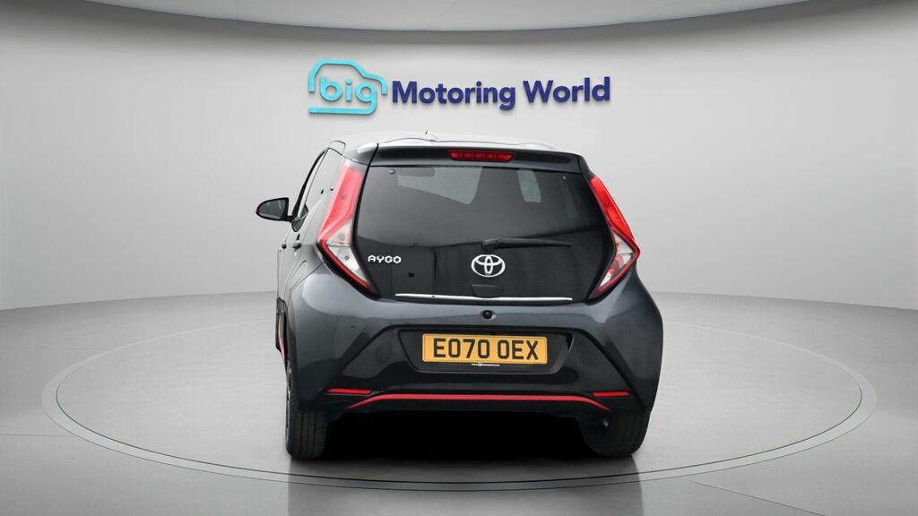 Toyota Aygo X X-trend Grey #6