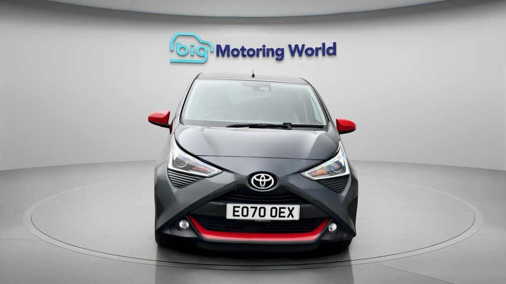 Toyota Aygo X X-trend Grey #2