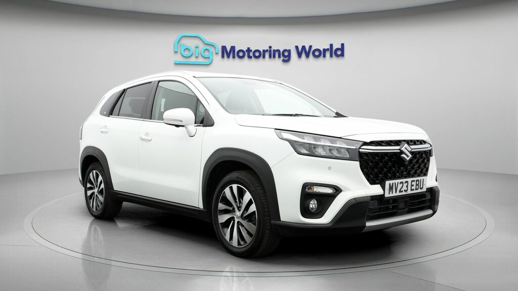 Suzuki S Cross Ultra White