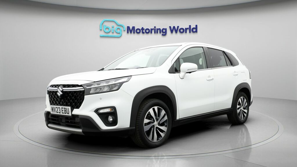 Suzuki S Cross Ultra White #3