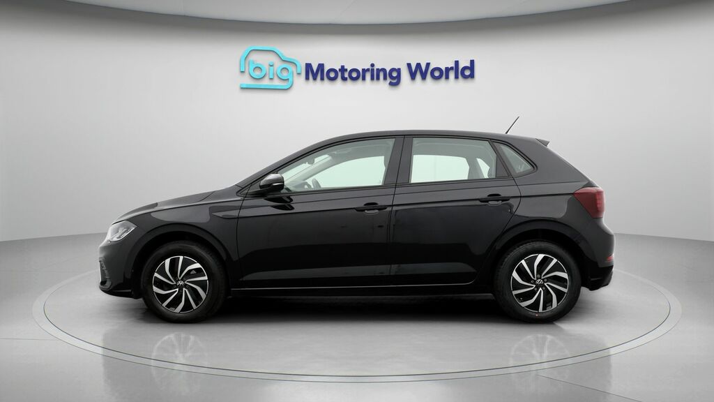 Volkswagen Polo Life PJ23HXH Black #4