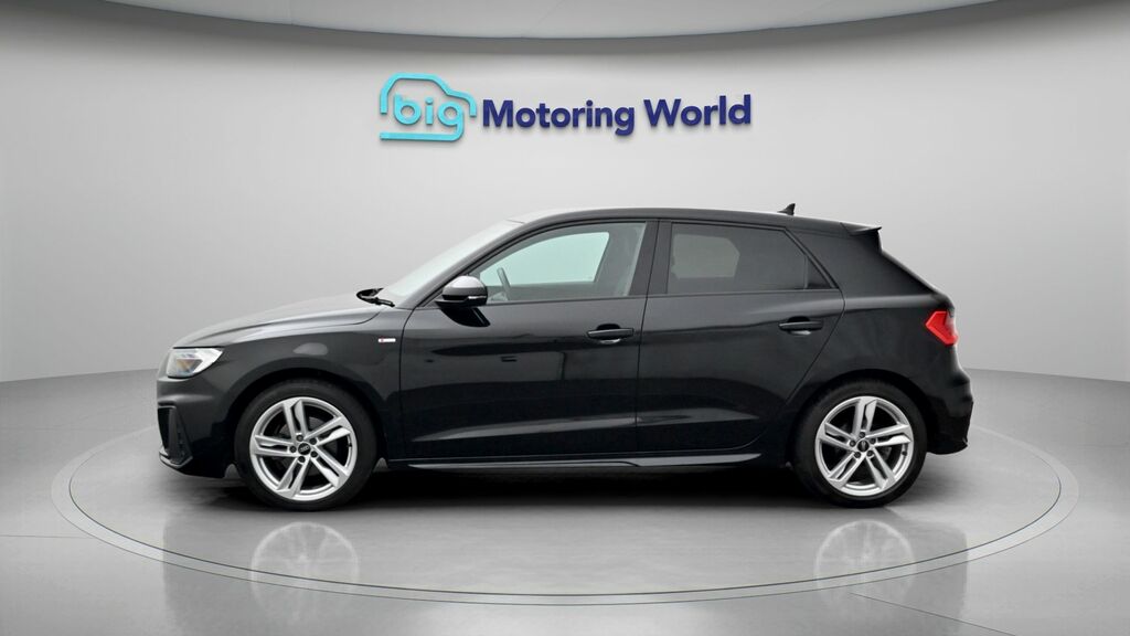 Audi A1 S Line KT72OAD Black #4