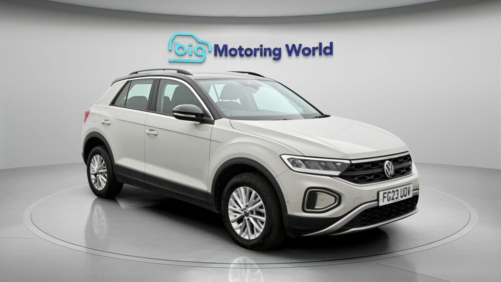 Volkswagen T-Roc Life Grey