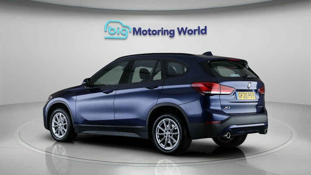 BMW X1 Se Blue #5
