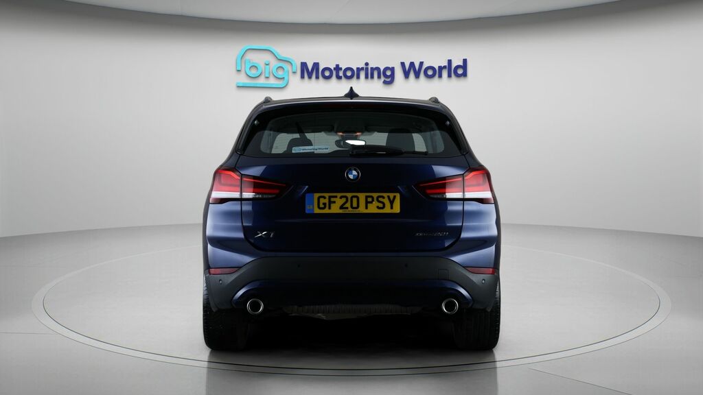 BMW X1 Se Blue #6