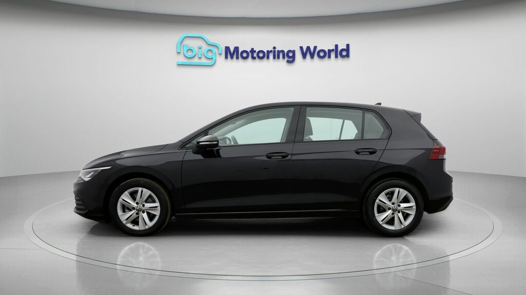 Volkswagen Golf Life YF23LNC Black #4