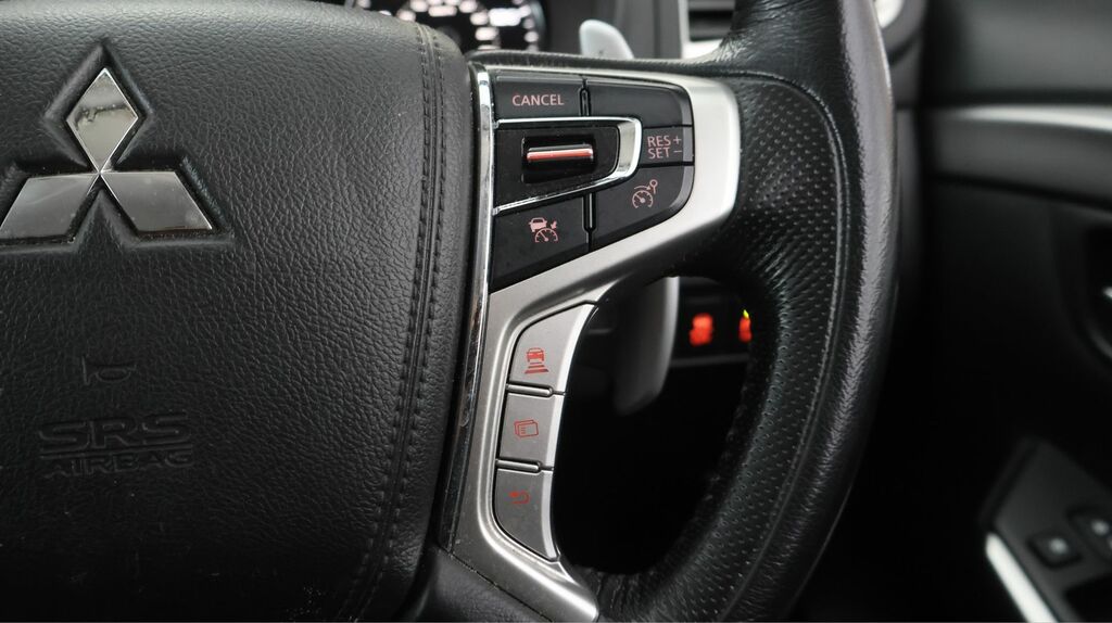 Mitsubishi Shogun Sport Di-d 3 #21