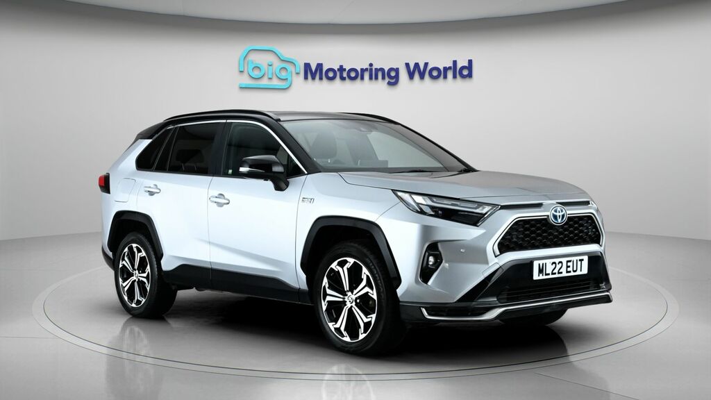 Toyota Rav 4 Dynamic Silver