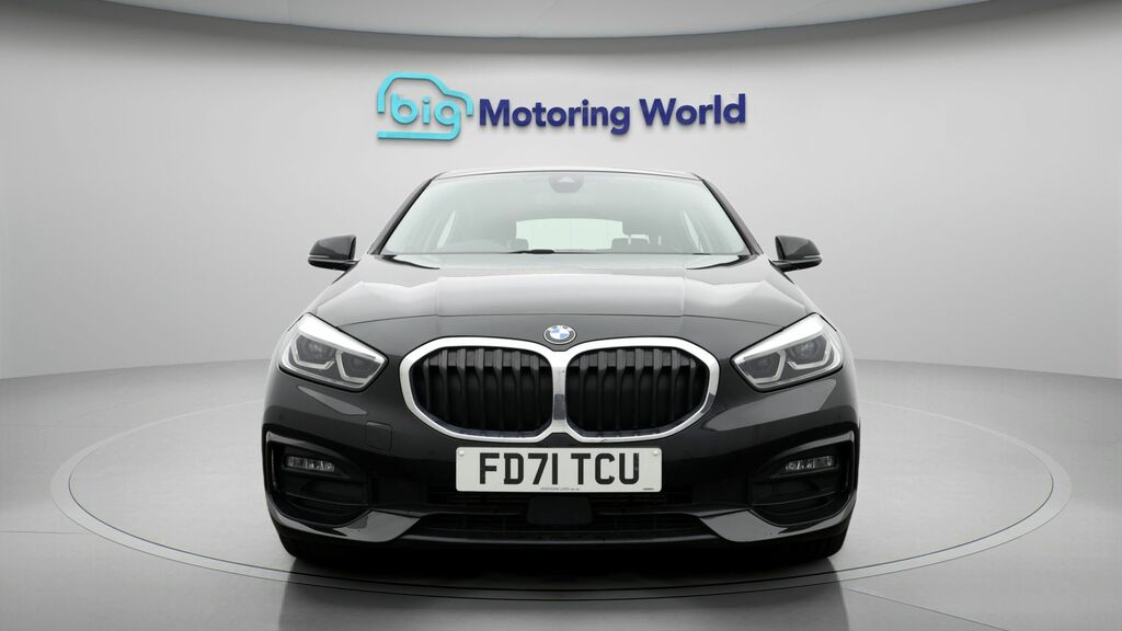 BMW 1 Series Sport FD71TCU Black #2
