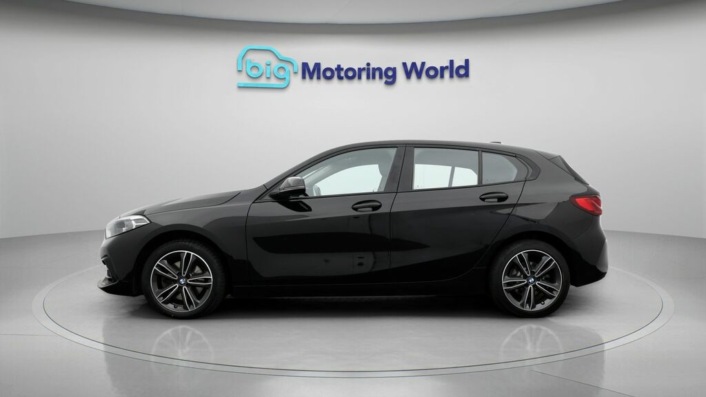 BMW 1 Series Sport FD71TCU Black #4