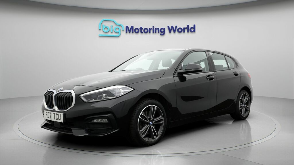 BMW 1 Series Sport FD71TCU Black #3