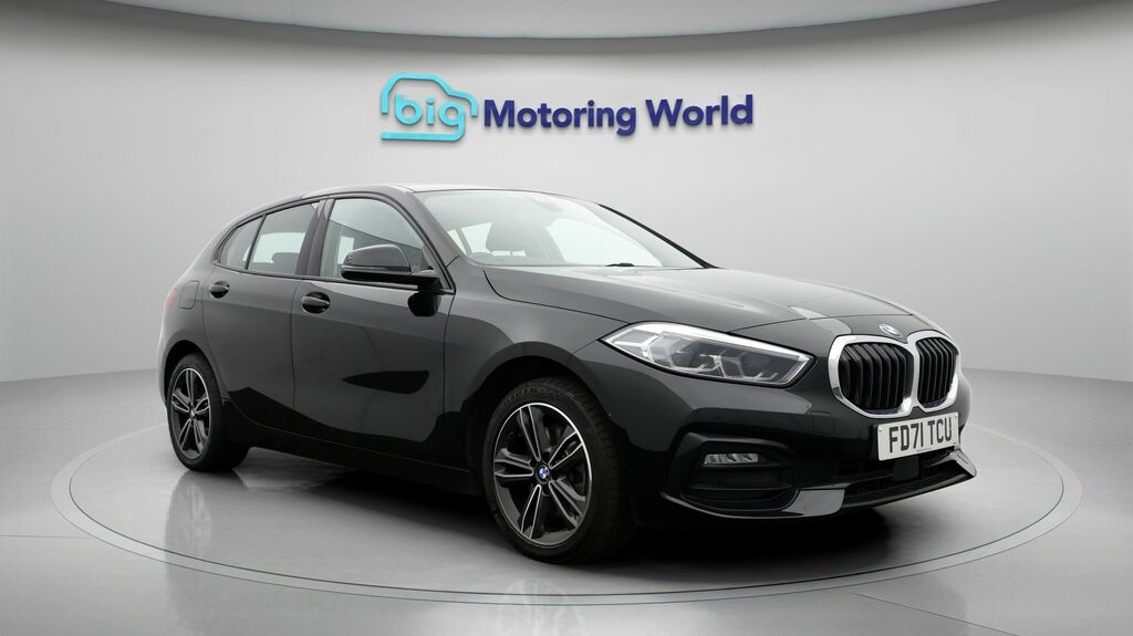 BMW 1 Series Sport FD71TCU Black