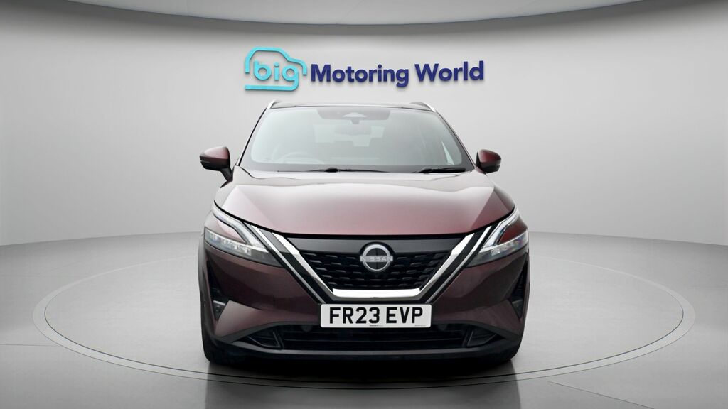 Nissan Qashqai Tekna FR23EVP Red #2