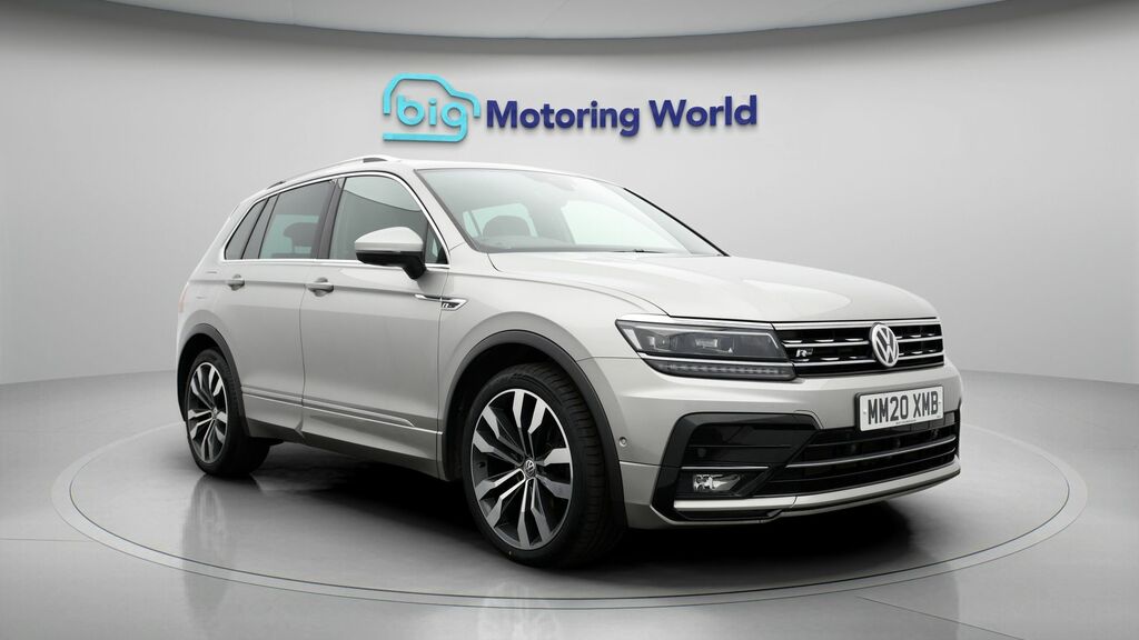 Volkswagen Tiguan R-line Tech MM20XMB Silver