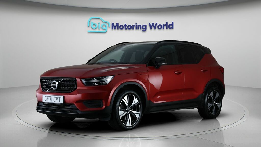 Volvo XC40 R-design GF71CYT Red #3