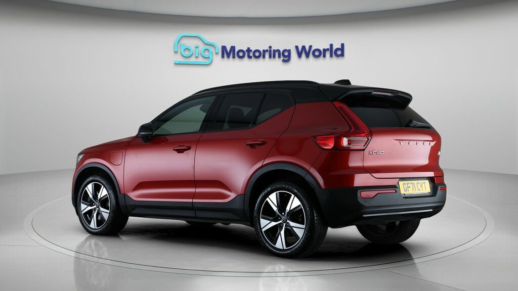 Volvo XC40 R-design GF71CYT Red #5
