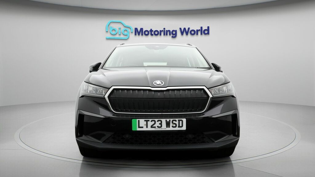 Skoda ENYAQ 60 Black #2