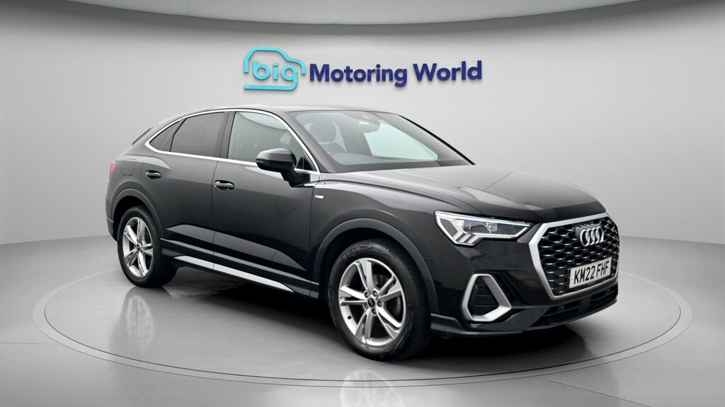 Audi Q3 S Line Black