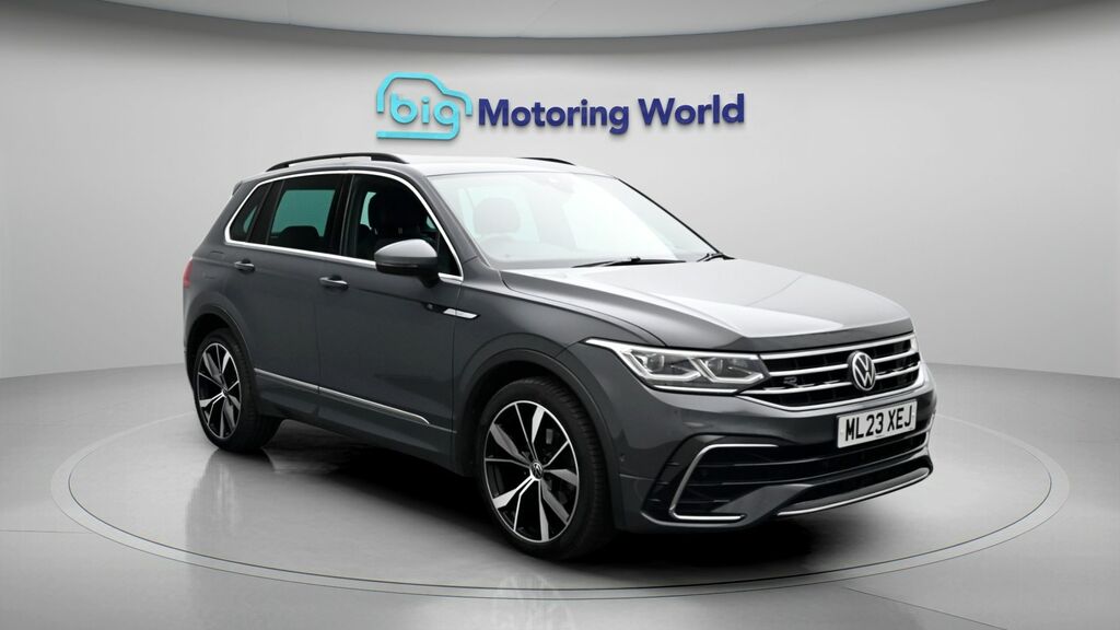 Volkswagen Tiguan R-line Grey